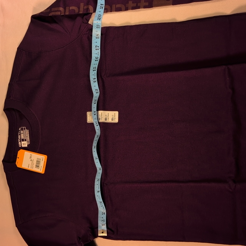 Carhartt Loose Fit Long Sleeve Graphic T-Shirt in Eggplant Women's Size XS - Picture 6 of 10